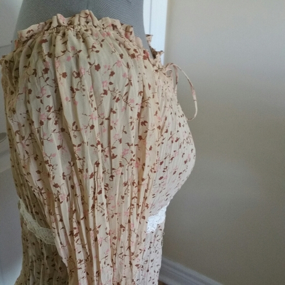 Guess Jeans floral top S - Picture 4 of 6